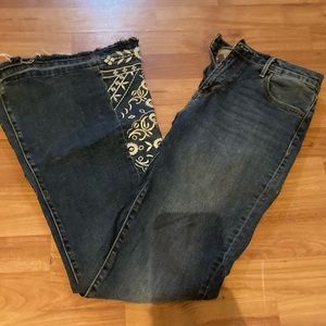 Driftwood white floral jeans